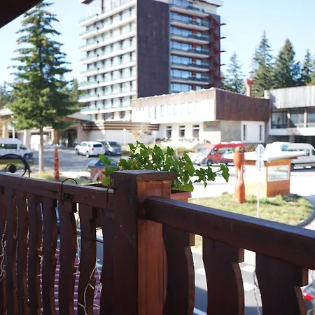 Lejlighedshotel за гости евелин 3*