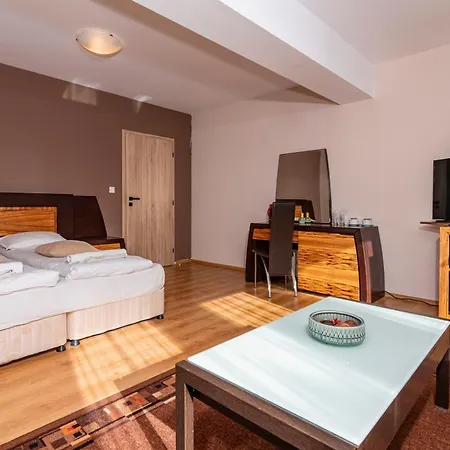 Aparthotel за гости евелин Pamporovo