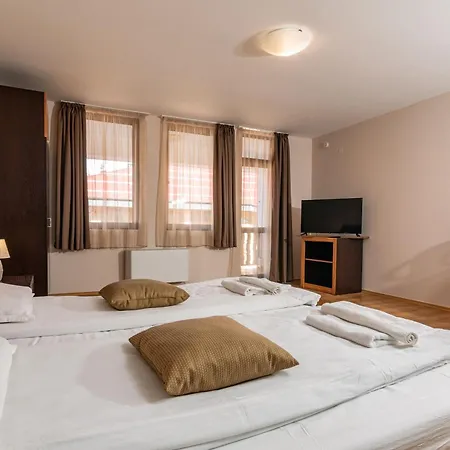 за гости евелин Lejlighedshotel 3*