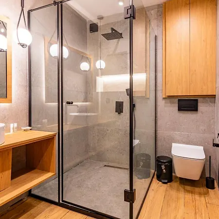 за гости евелин 3*