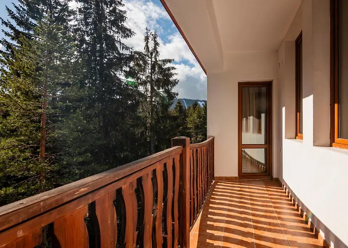 Apart Otel за гости евелин Pamporovo